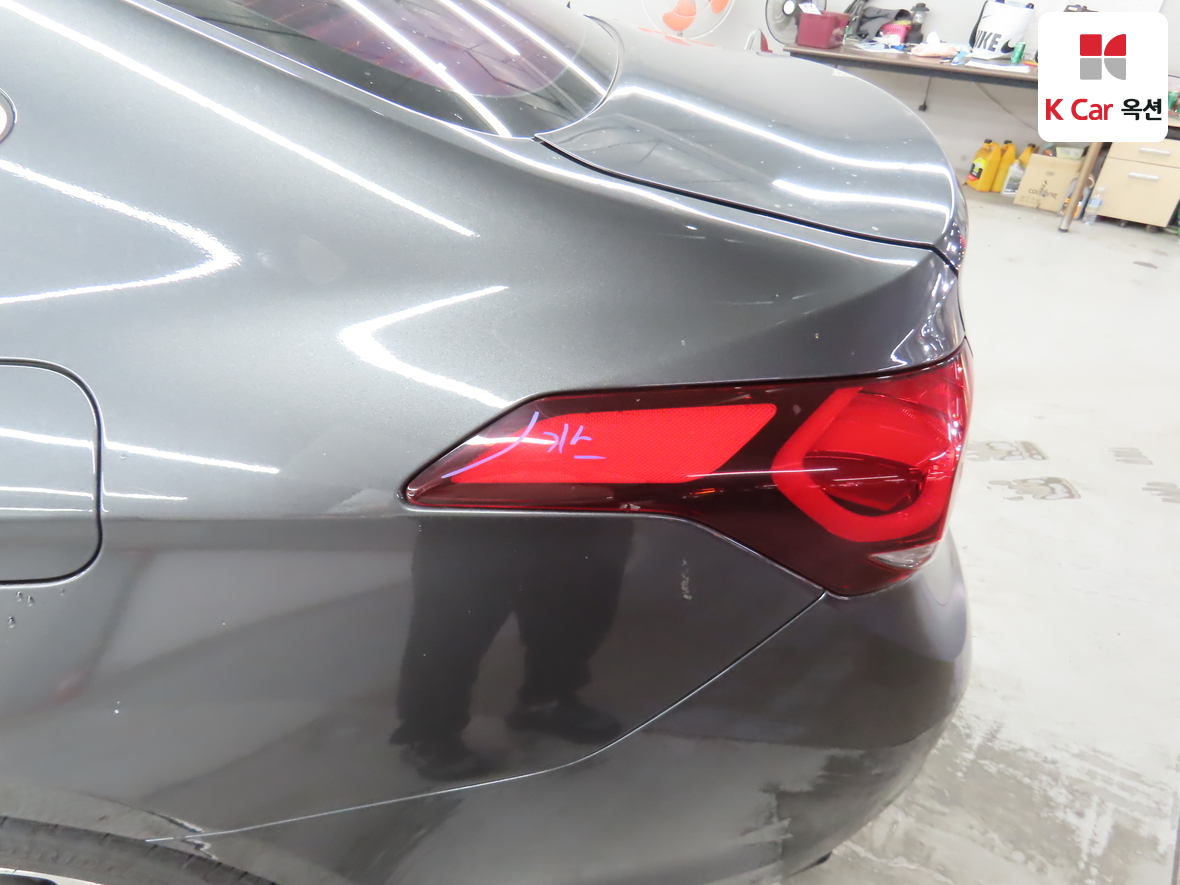 Genesis G80 2017 - Image 39