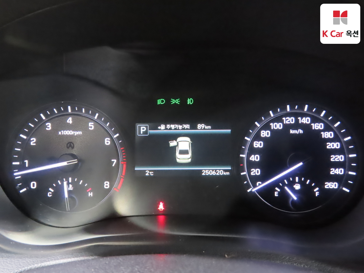 Genesis G80 2017 - Image 5