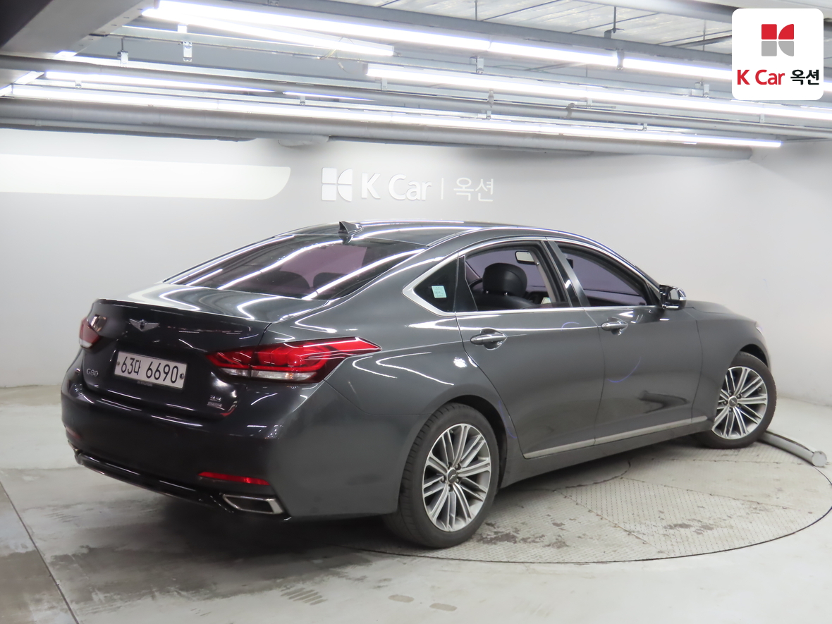 Genesis G80 2017 - Image 2