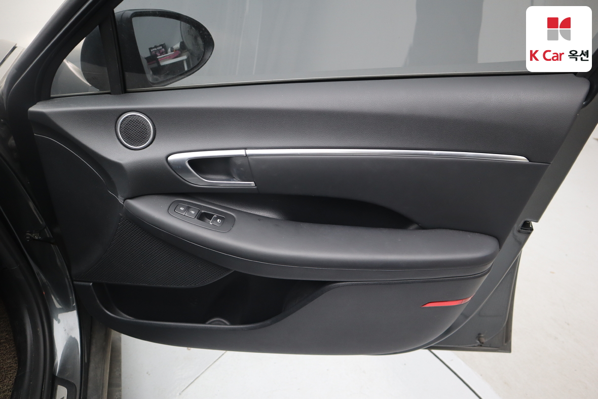 Hyundai Sonata 2021 - Image 28