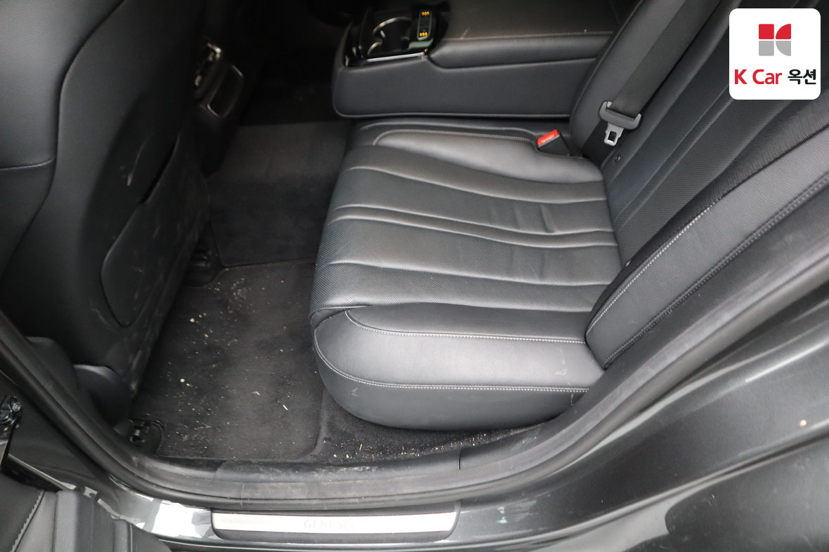 Genesis G80 2021 - Image 23