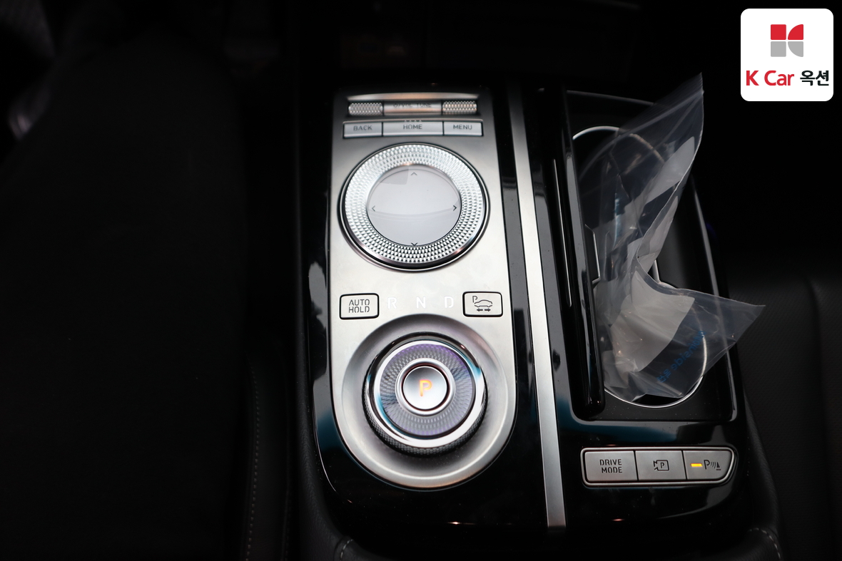 Genesis G80 2021 - Image 16