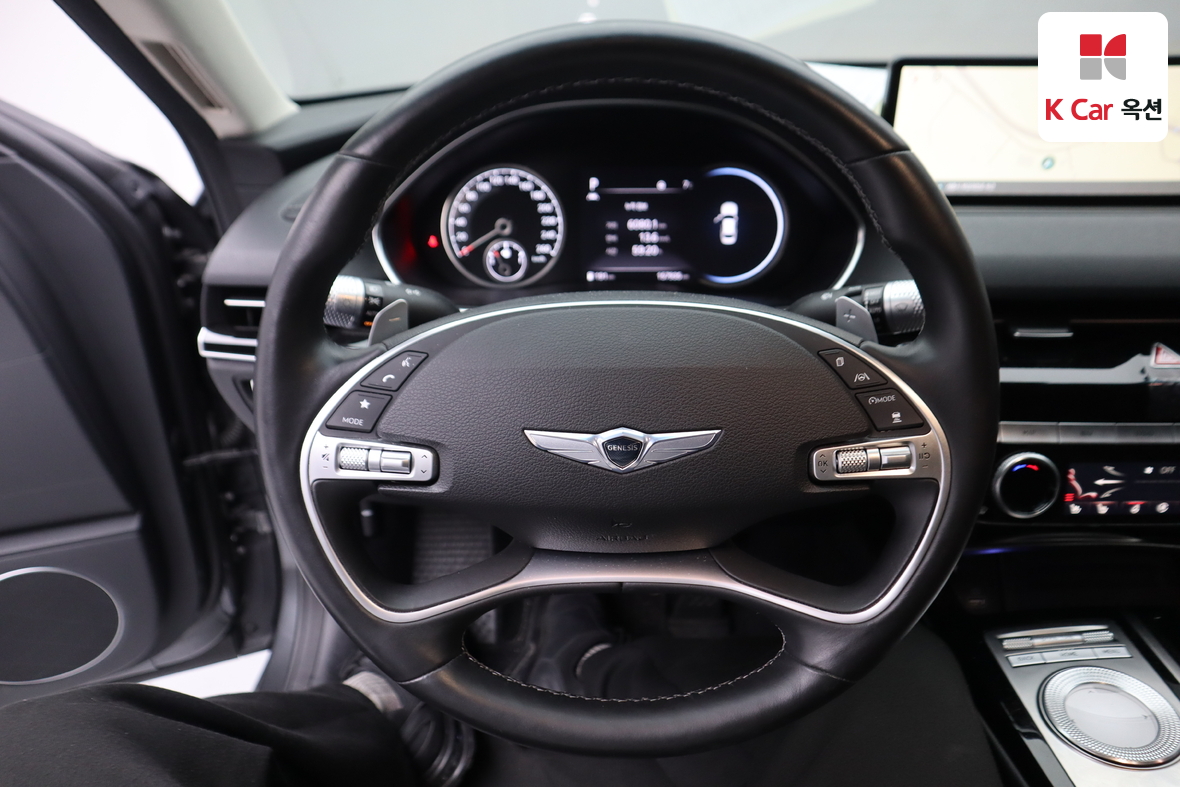 Genesis G80 2021 - Image 10