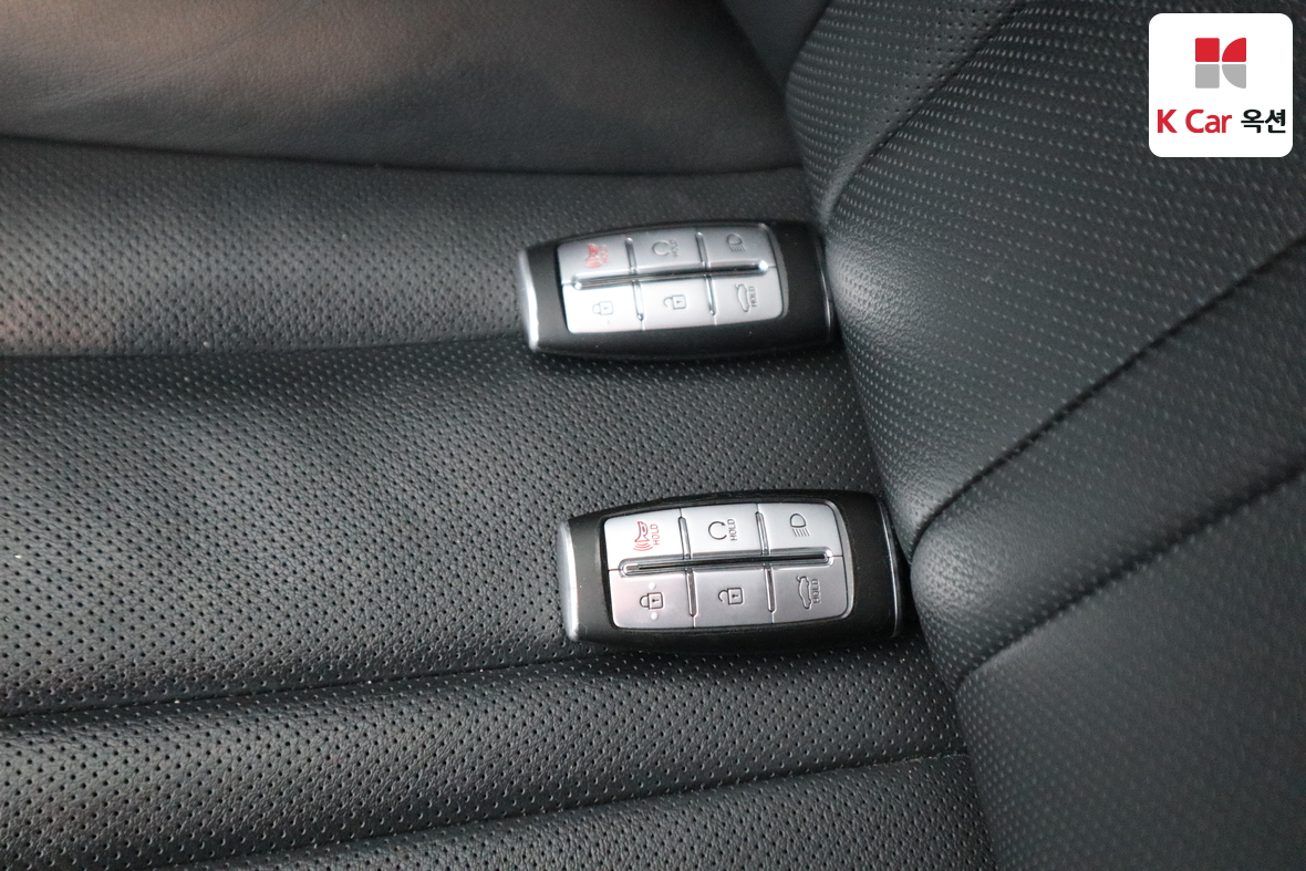 Genesis G80 2021 - Image 17