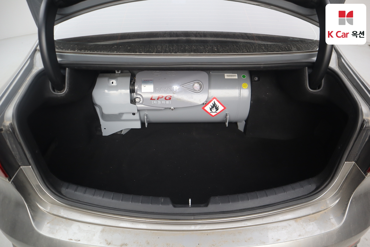 Kia K7 2021 - Image 25