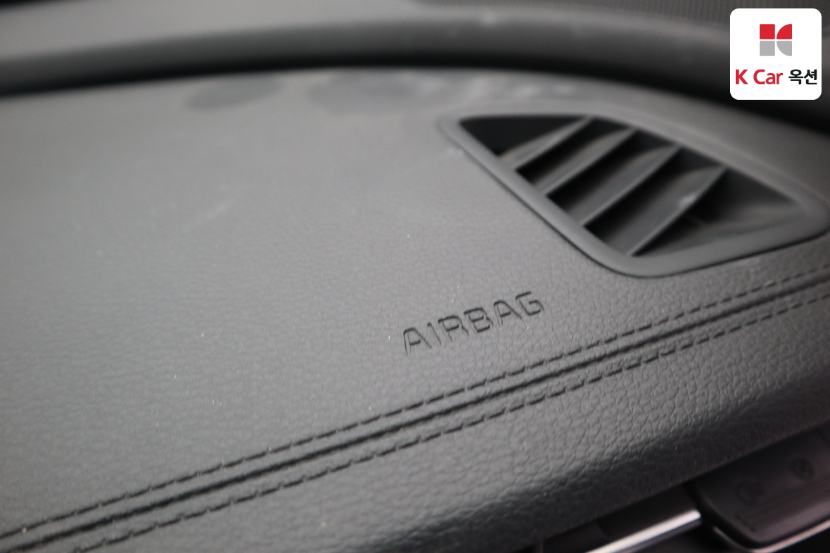 Kia K7 2021 - Image 30