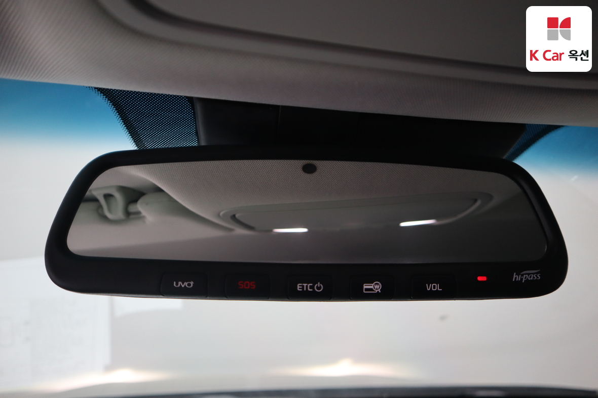 Kia K7 2021 - Image 12