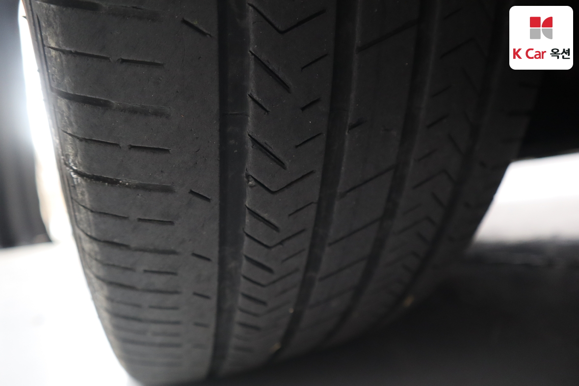 Kia K7 2021 - Image 32