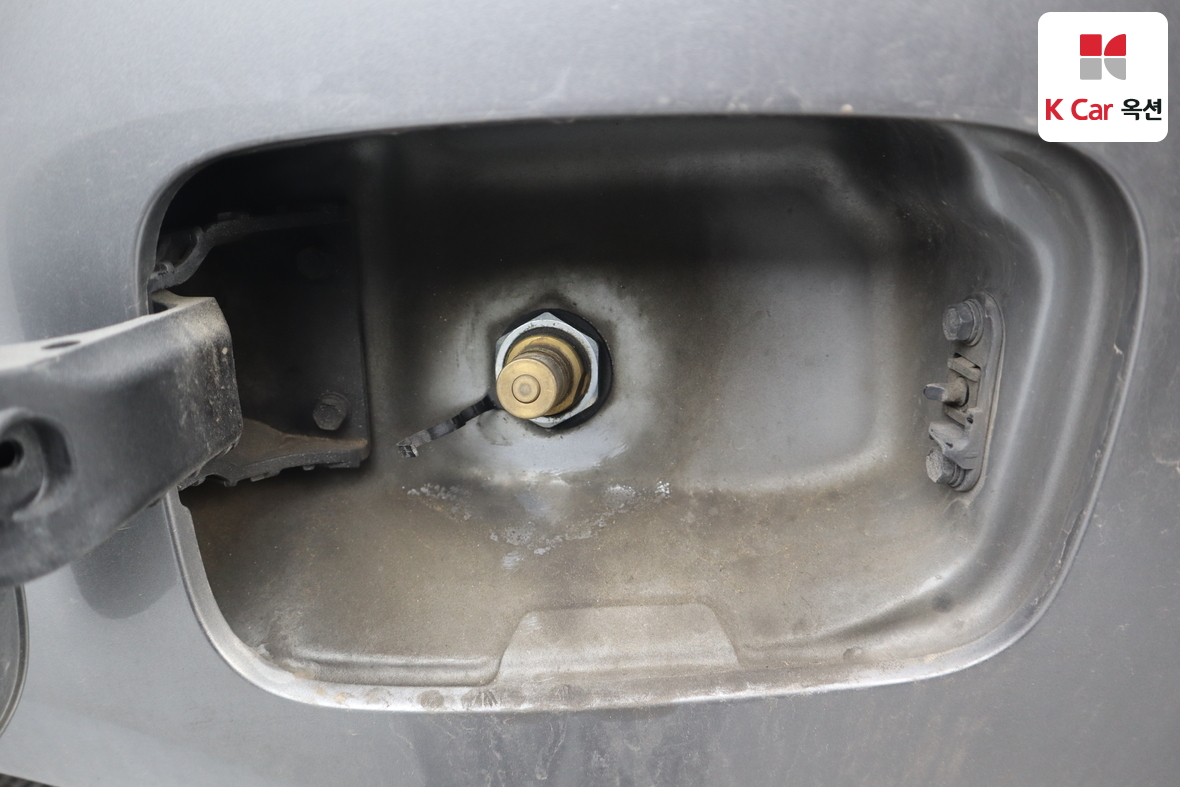 Kia K7 2021 - Image 24