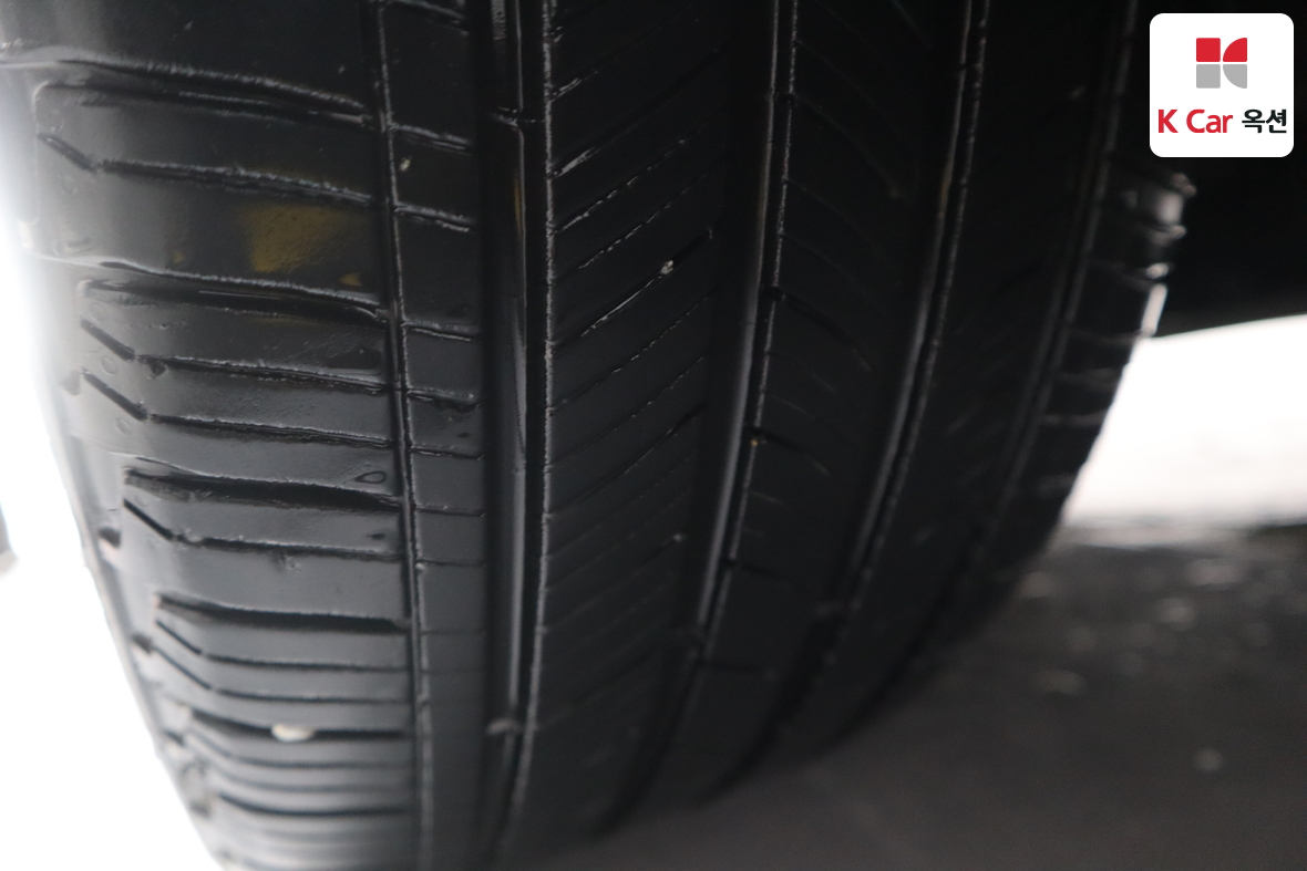 Kia K7 2021 - Image 32