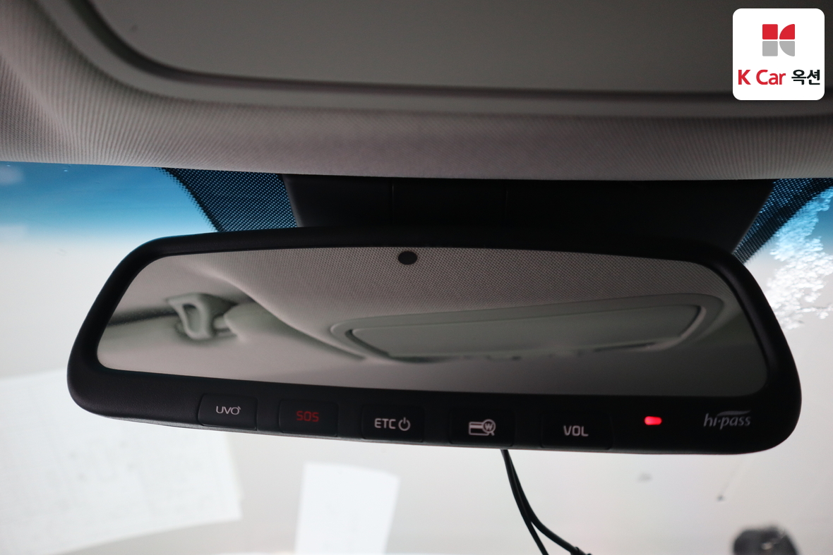 Kia K7 2021 - Image 12