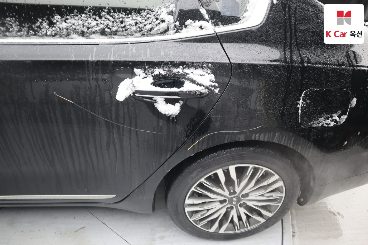 Kia K7 2021 - Image 40