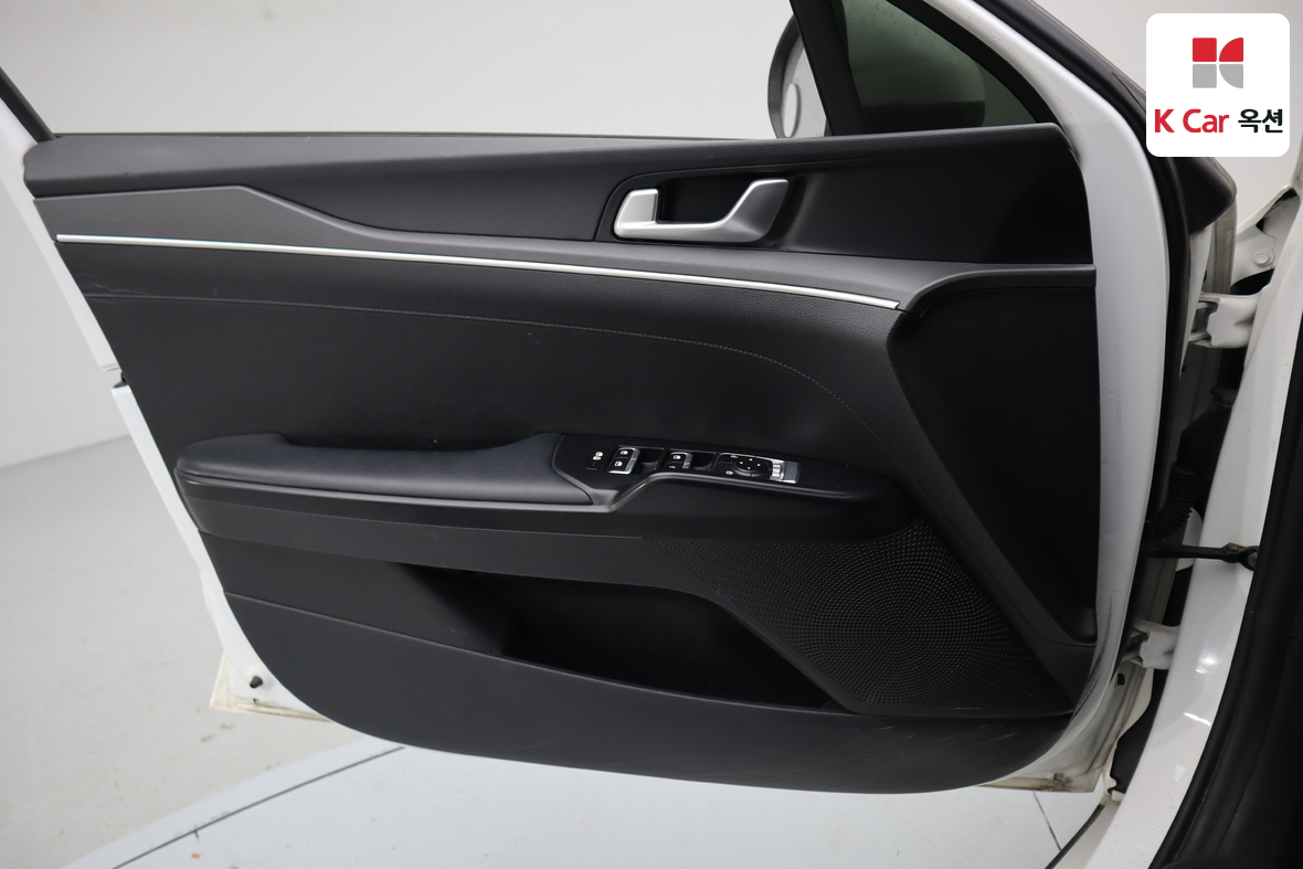 كيا K5 2021 - صورة 8