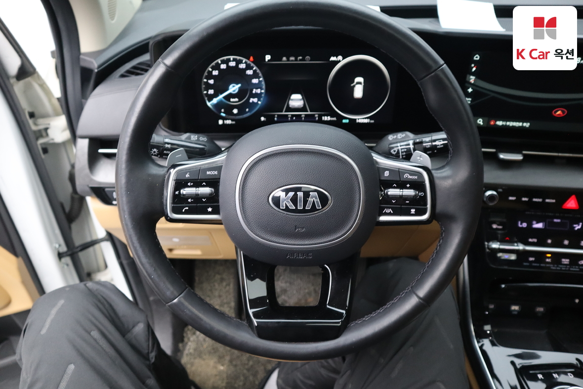 Kia Carnival 2021 - Image 10