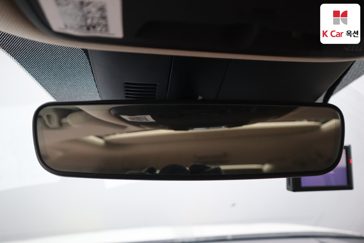 Kia Carnival 2021 - Image 12