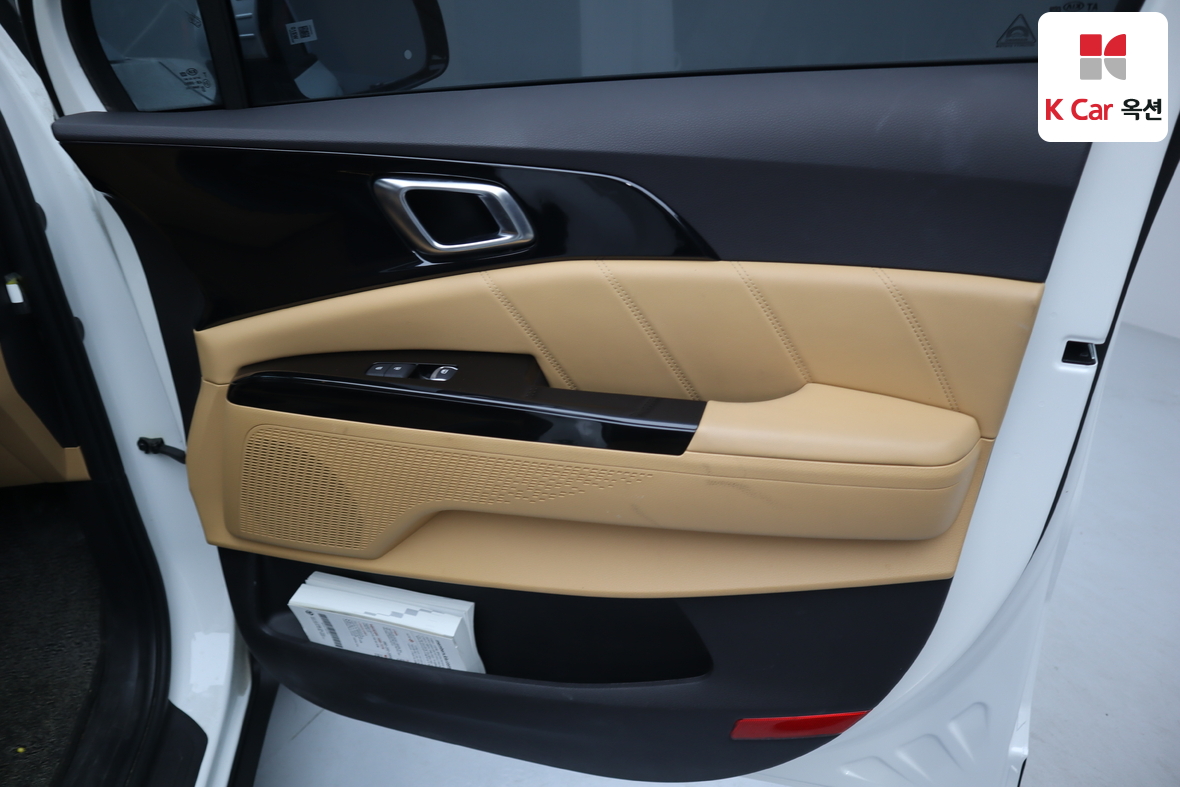 Kia Carnival 2021 - Image 36