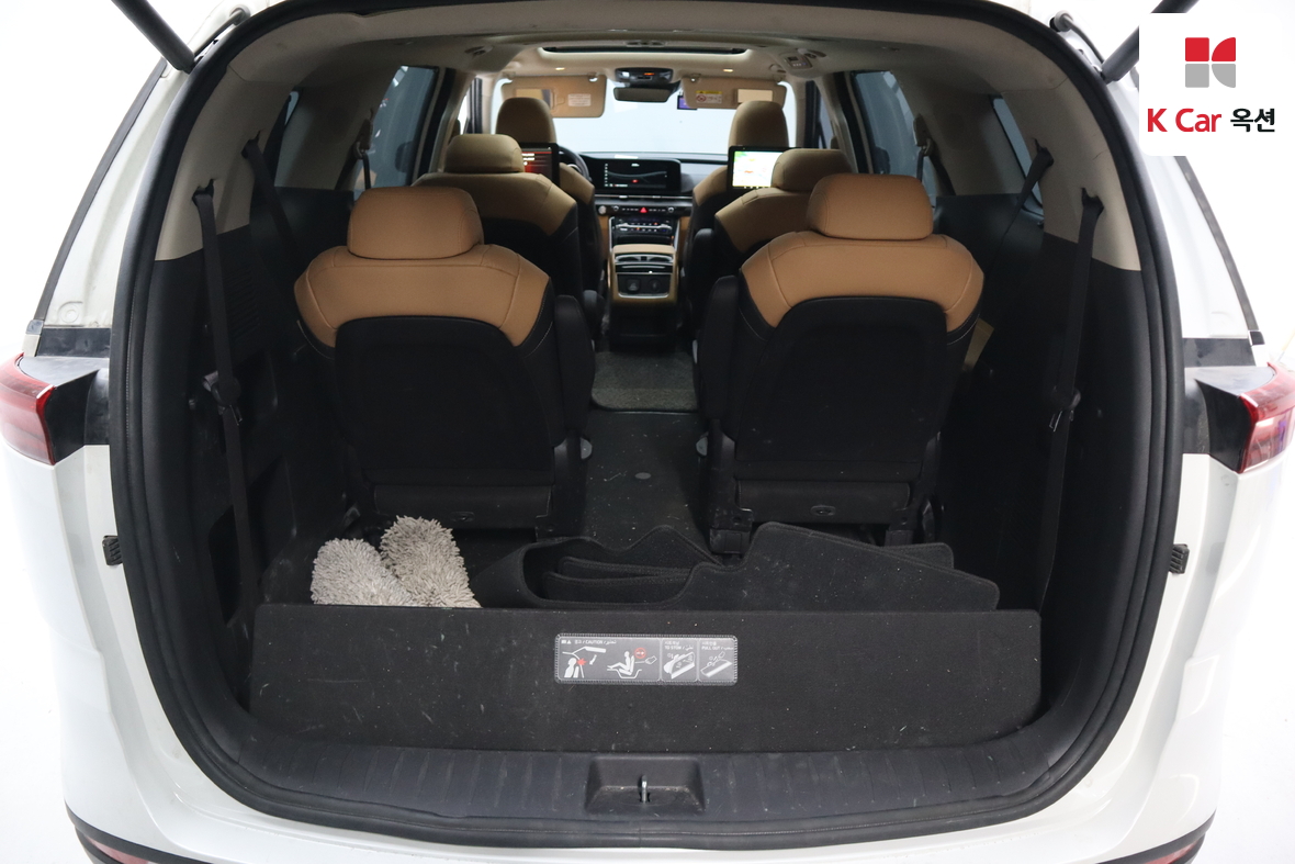 Kia Carnival 2021 - Image 32