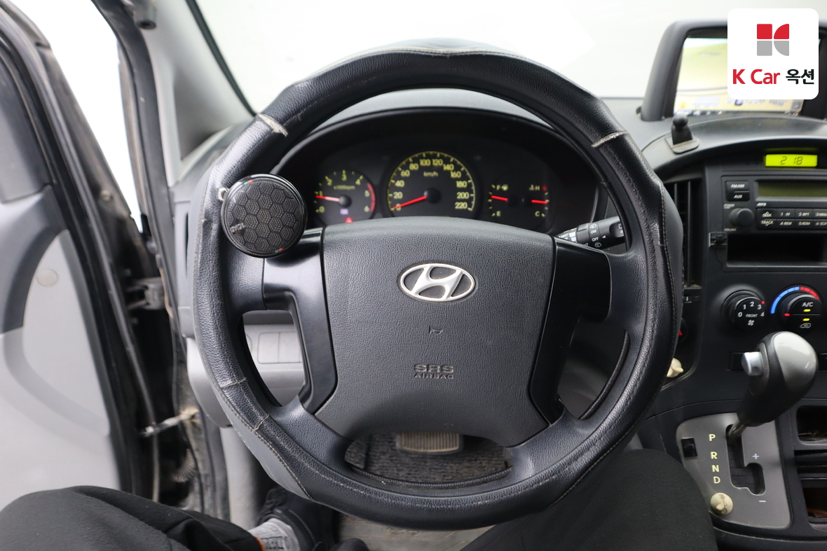 Hyundai Grand Starex 2015 - Image 10