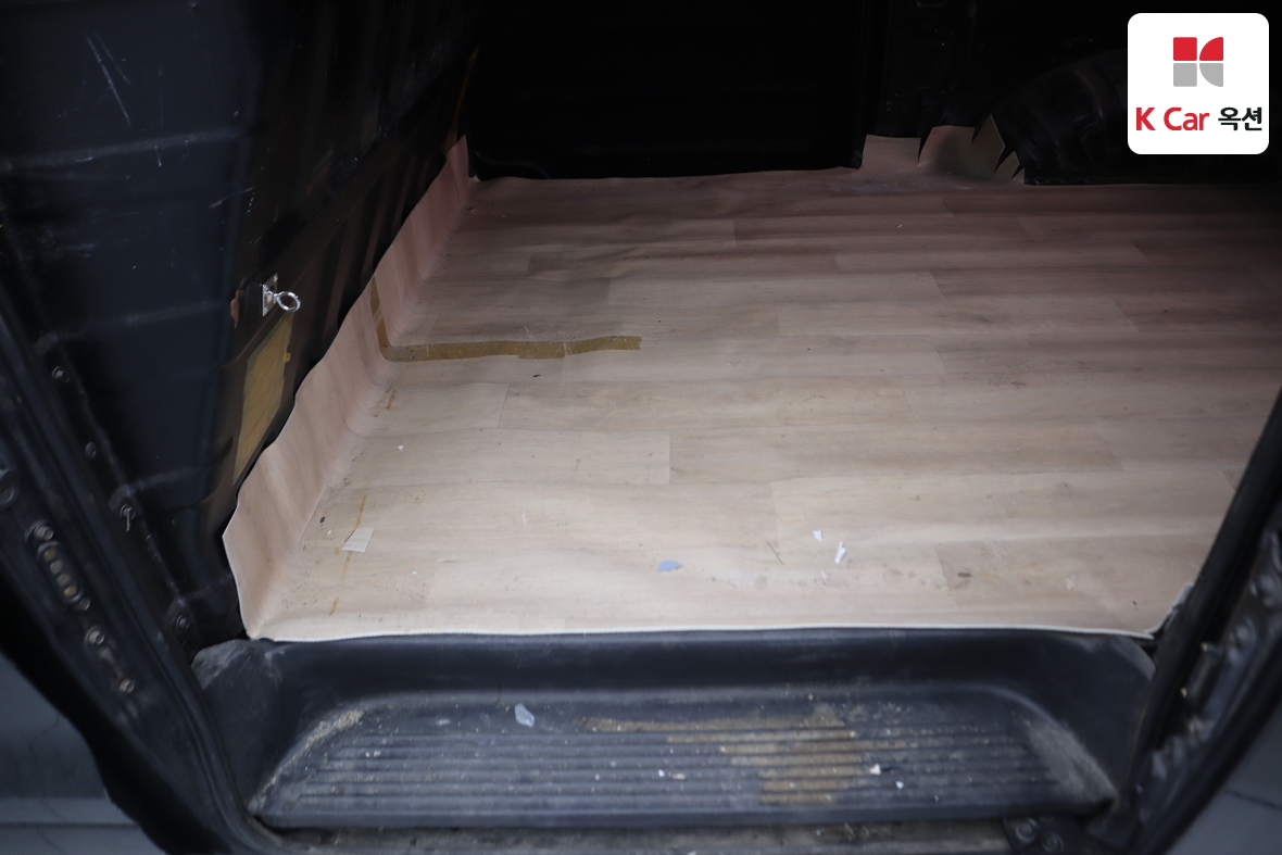 Hyundai Grand Starex 2015 - Image 21