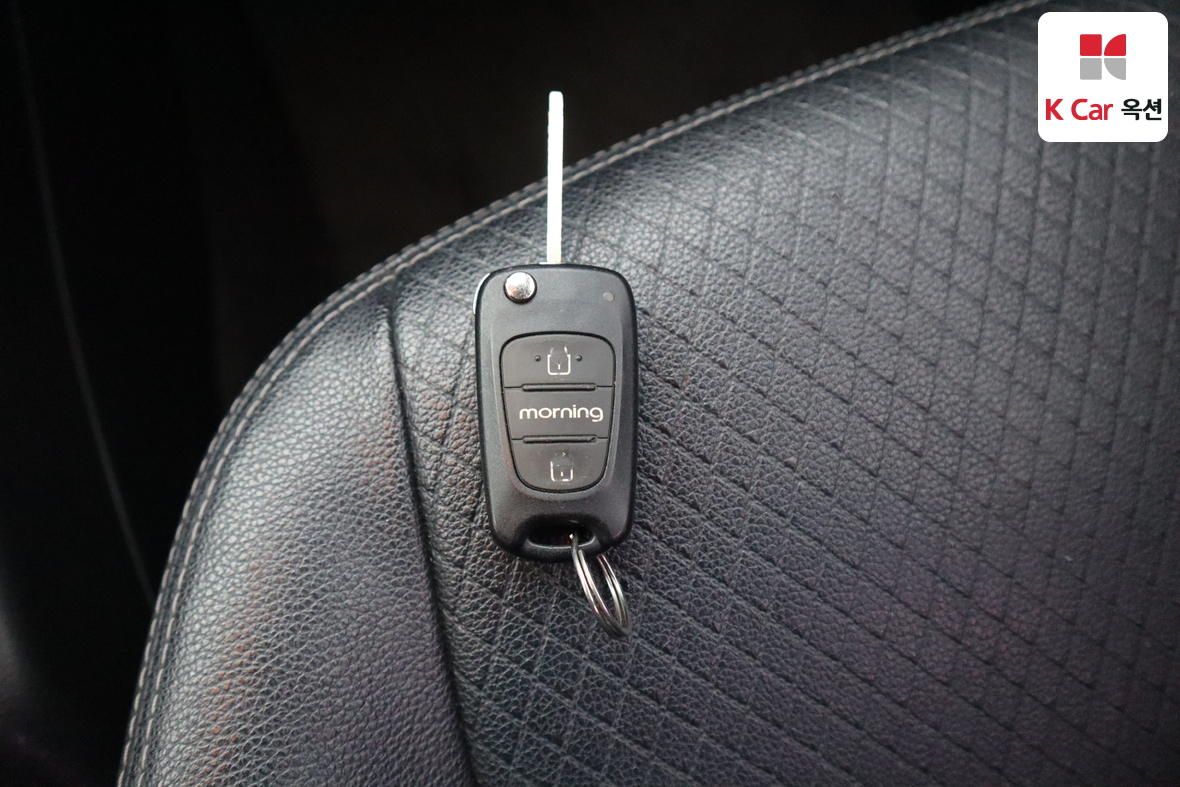 Kia Morning 2013 - Image 17