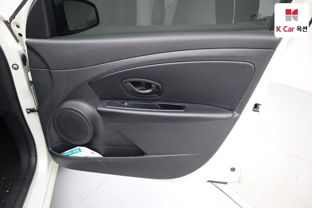 Renault Samsung SM3 2015 - Image 26