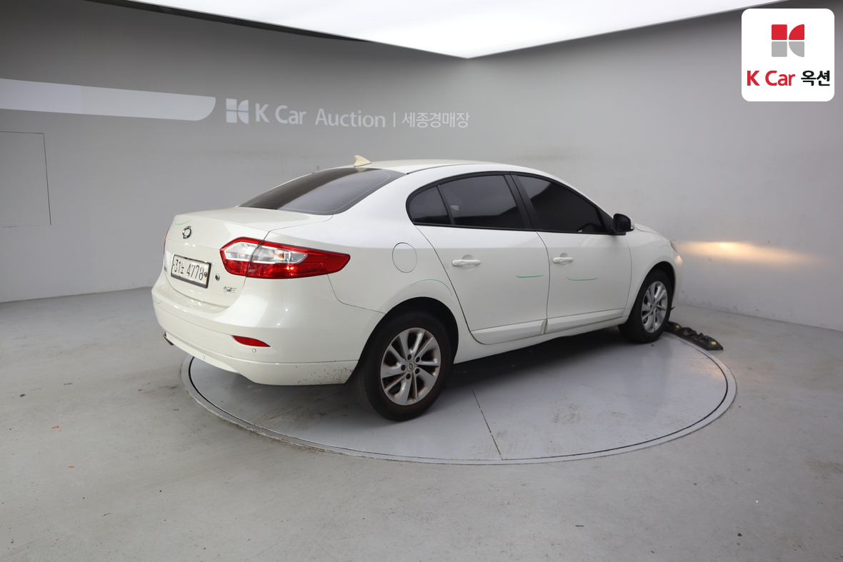 Renault Samsung SM3 2015 - Image 2