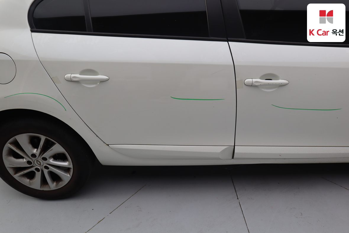 Renault Samsung SM3 2015 - Image 38