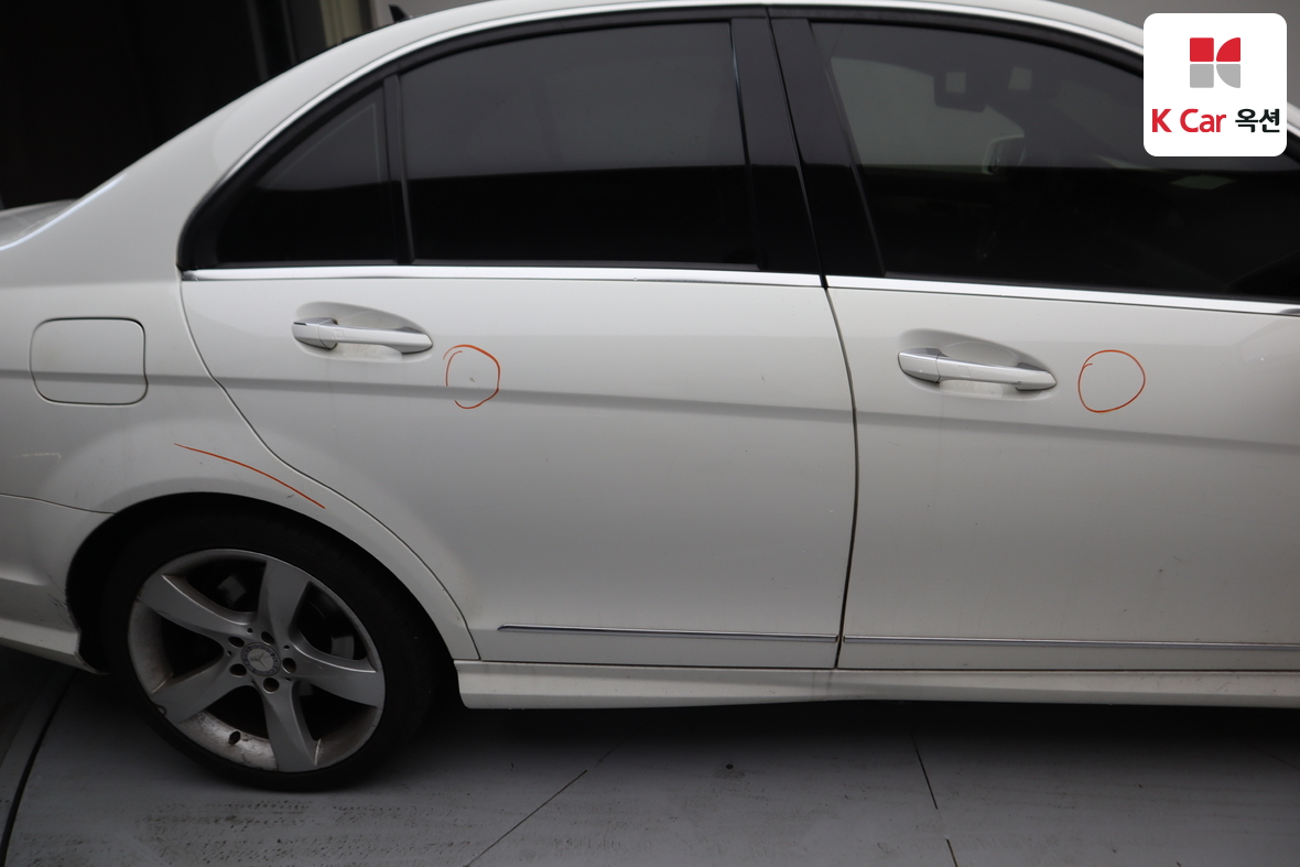 Mercedes-Benz C-Class 2014 - Image 38