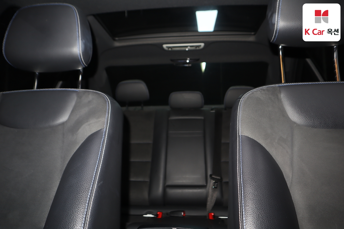 Mercedes-Benz C-Class 2014 - Image 20