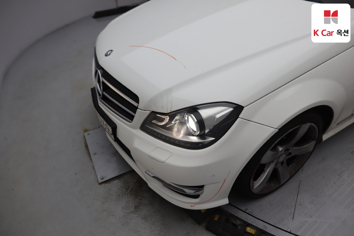 Mercedes-Benz C-Class 2014 - Image 39