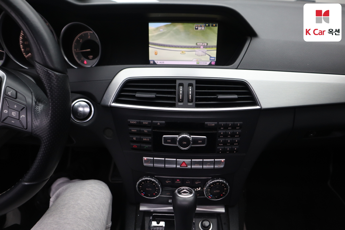 Mercedes-Benz C-Class 2014 - Image 6