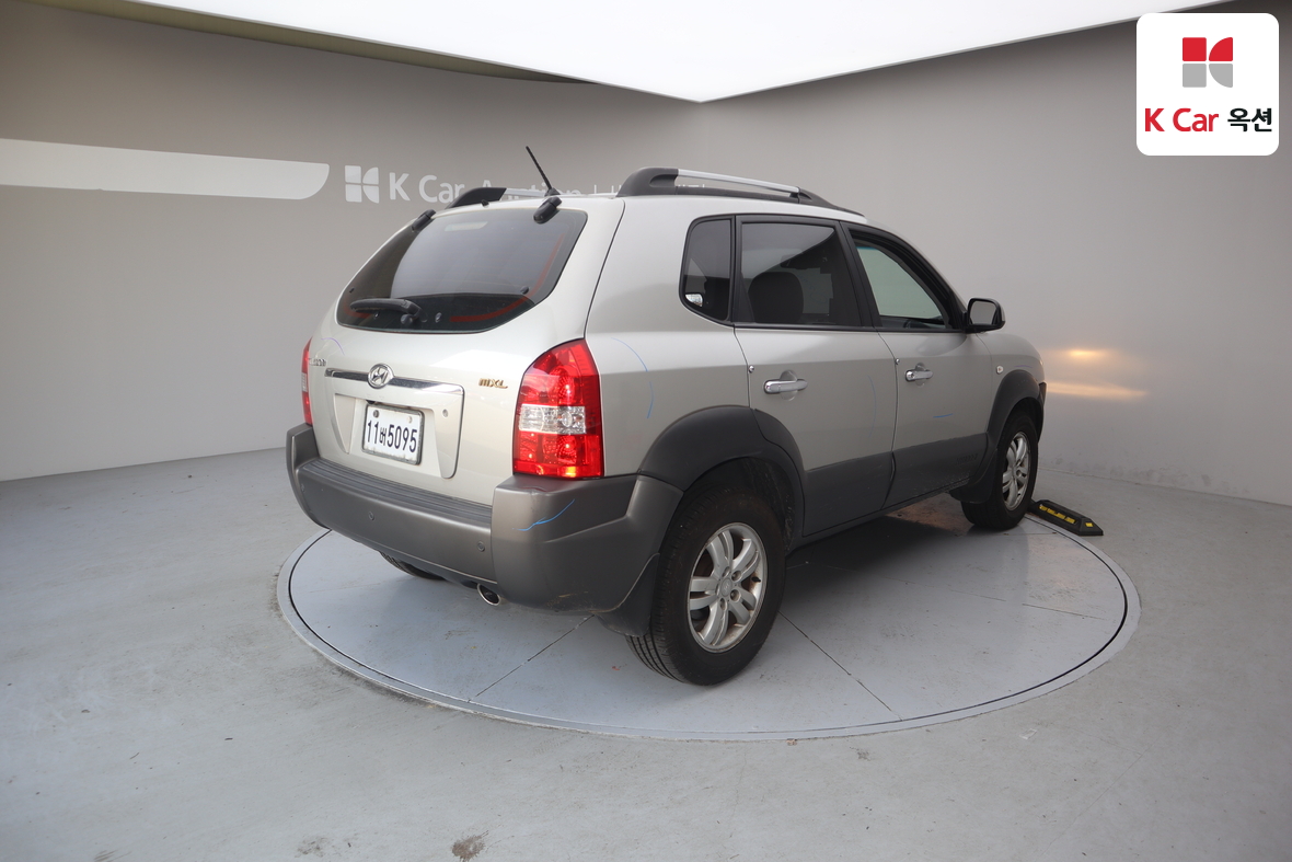 Hyundai Tucson 2007 - Image 2