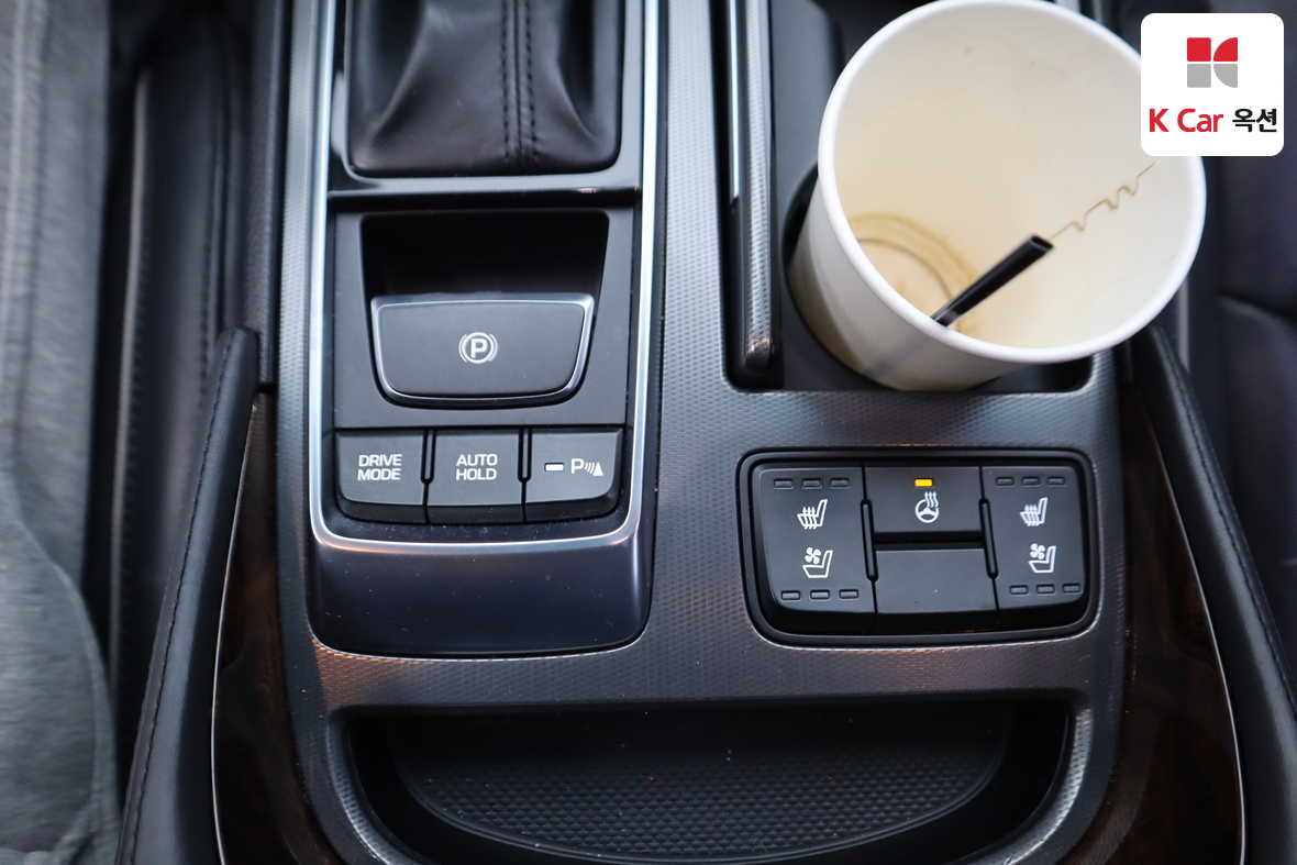 Hyundai Aslan 2017 - Image 16