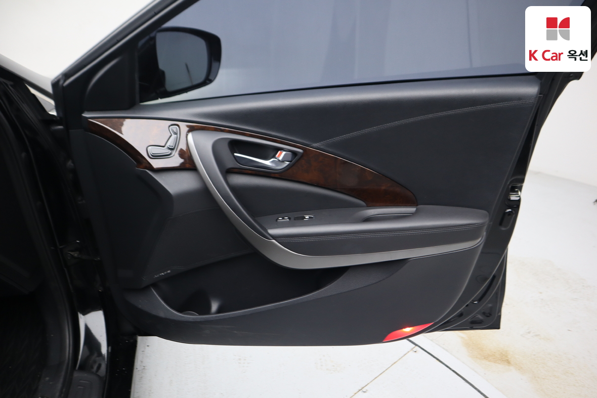 Hyundai Aslan 2017 - Image 28