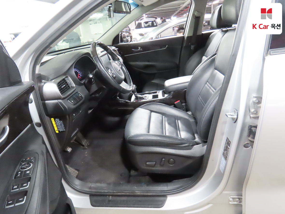 Kia Sorento 2017 - Image 18