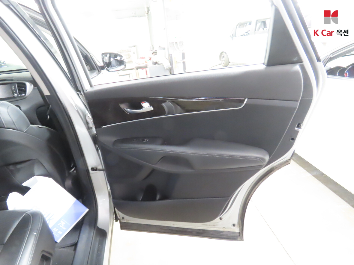 Kia Sorento 2017 - Image 27