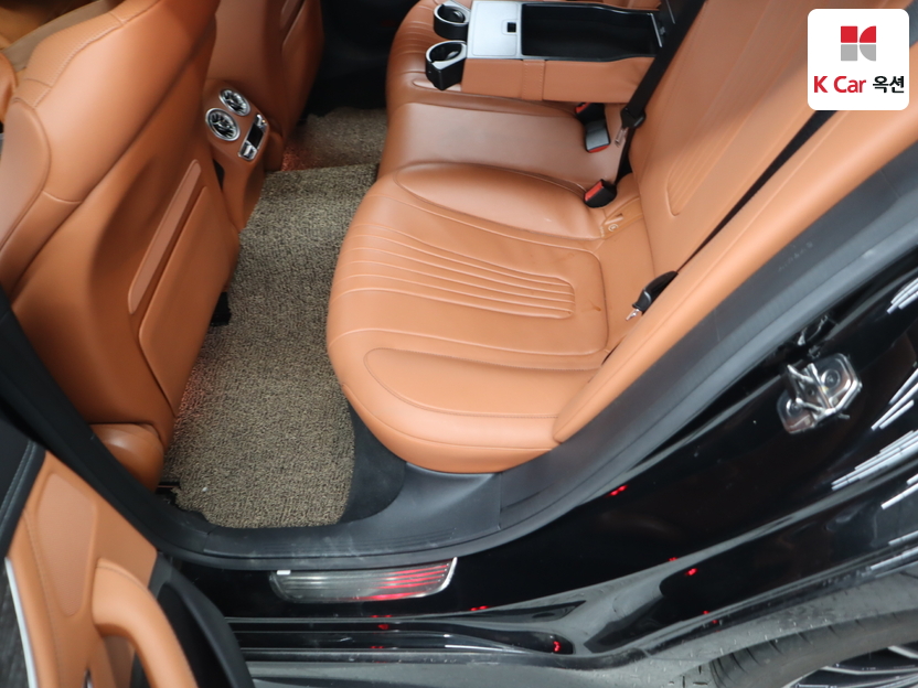 مرسيدس - CLS 450 - Image 25