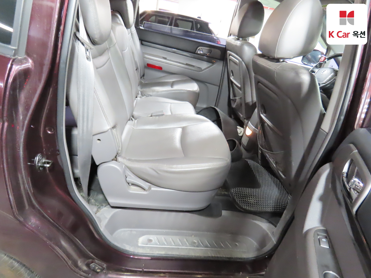 سانج يونج كوراندو توريزمو 2015 - صورة 29