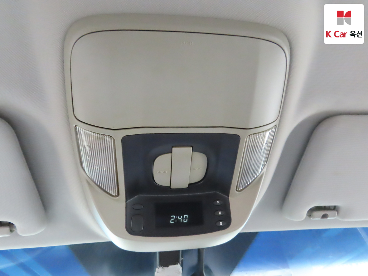 سانج يونج كوراندو توريزمو 2015 - صورة 12