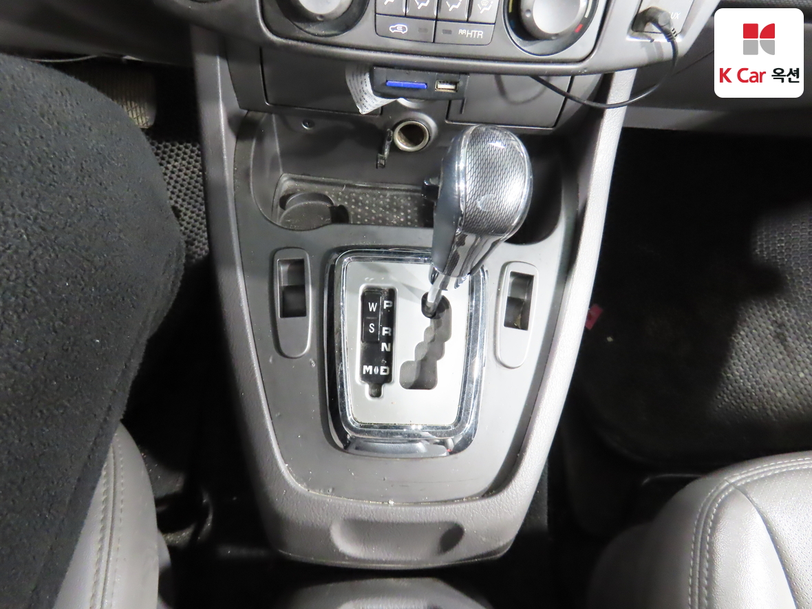 سانج يونج كوراندو توريزمو 2015 - صورة 17