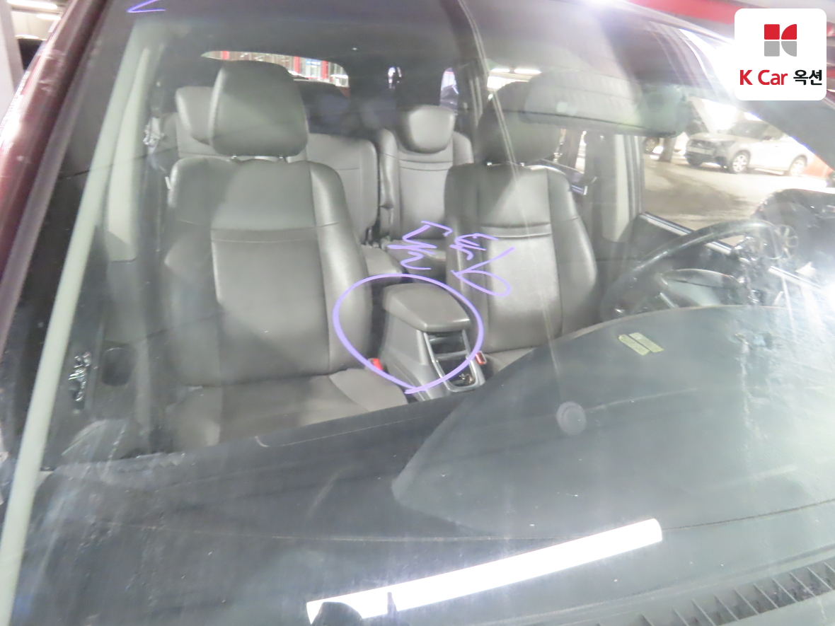 سانج يونج كوراندو توريزمو 2015 - صورة 35