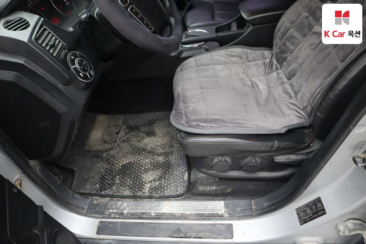 KG Mobility Korando Sports 2015 - Image 20