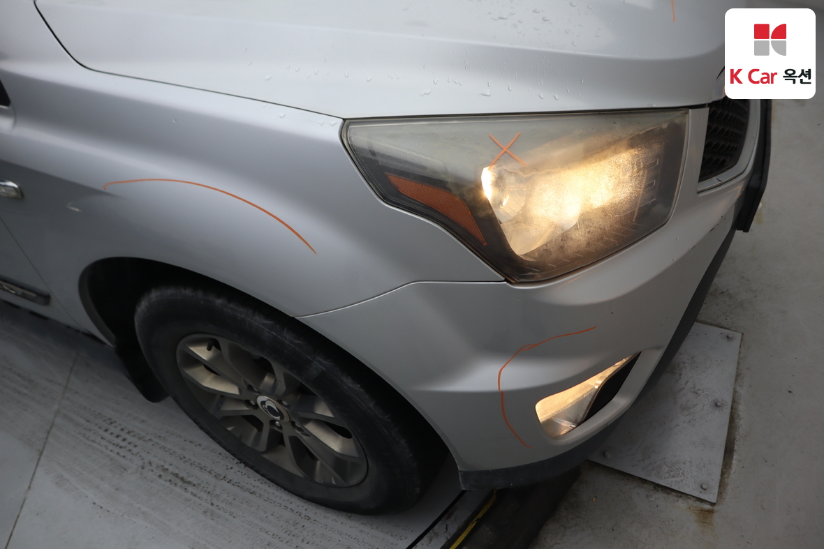 KG Mobility Korando Sports 2015 - Image 42