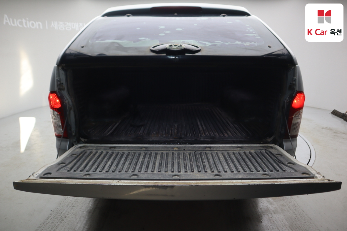 KG Mobility Korando Sports 2015 - Image 25