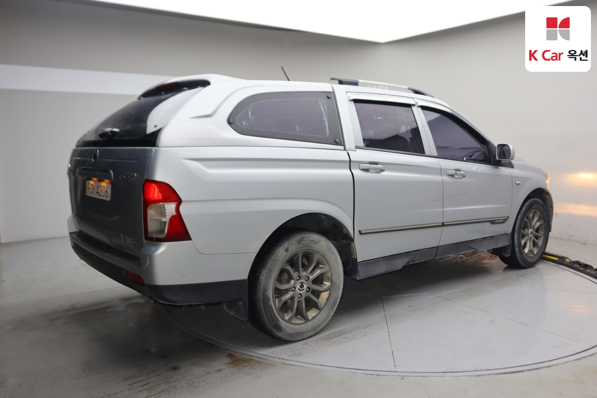 KG Mobility Korando Sports 2015 - Image 2