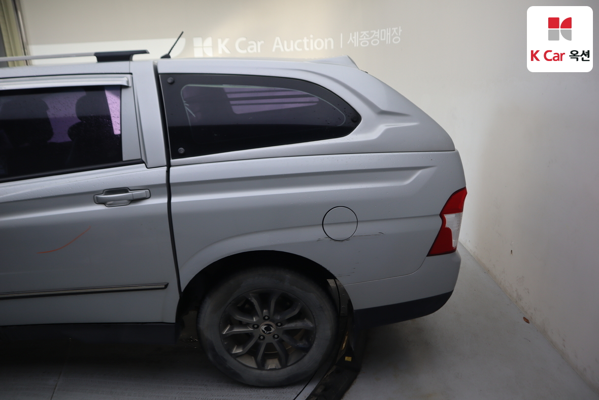 KG Mobility Korando Sports 2015 - Image 45