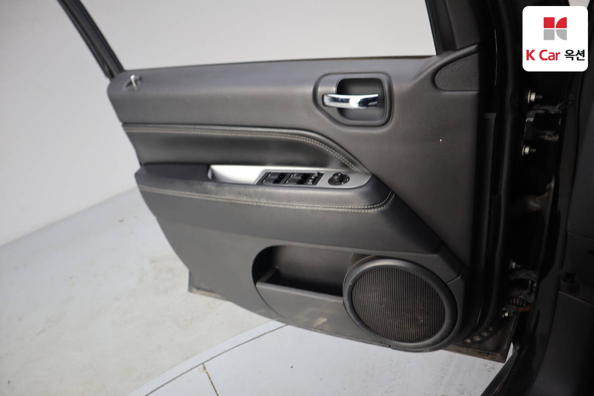 Jeep Compass 2014 - Image 8