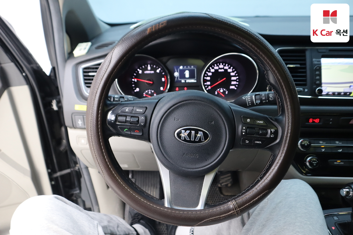 Kia New Carnival 2016 - Image 10