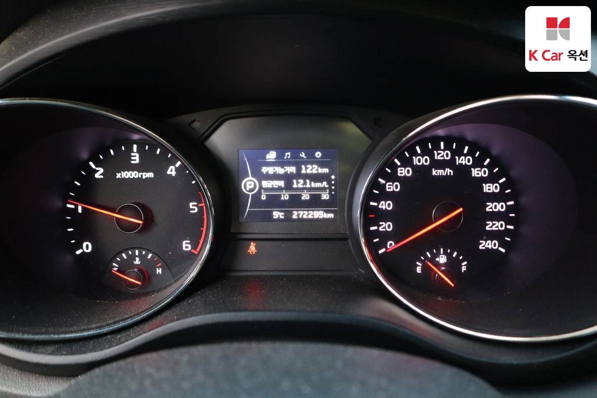 Kia New Carnival 2016 - Image 5