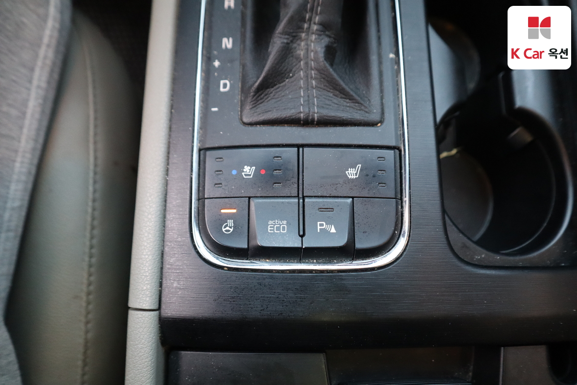 Kia New Carnival 2016 - Image 17